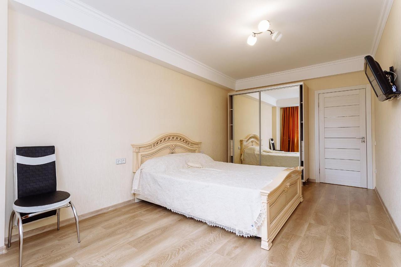 Apartament Confortabil In Centrul Orasului! Chişinău Esterno foto