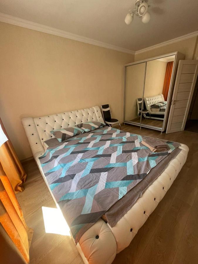 Apartament Confortabil In Centrul Orasului! Chişinău Esterno foto